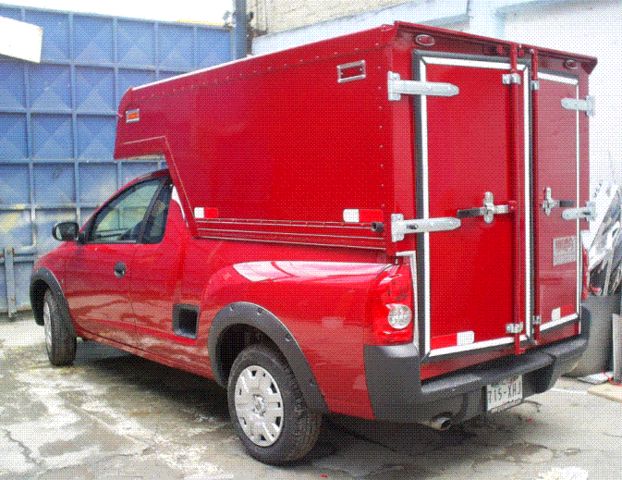 CAMPER