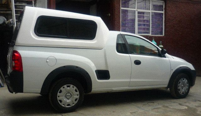 CAMPER