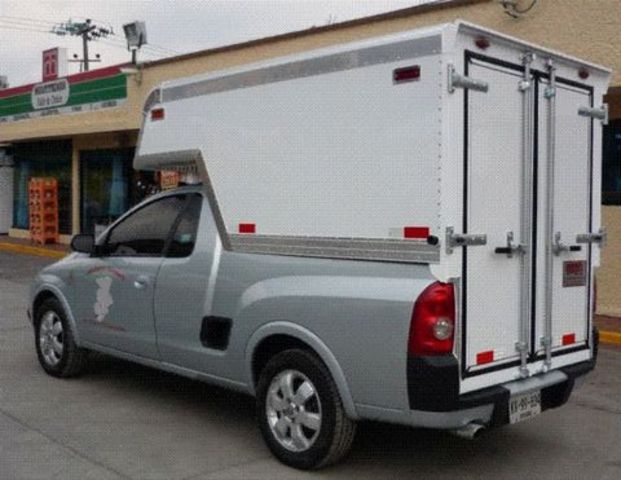 CAMPER
